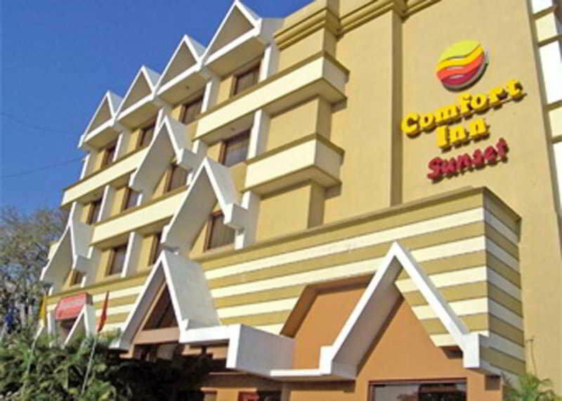 Comfort Inn Sunset Ahmedabad Exteriör bild